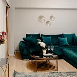 Beautiful And Cozy 2 Bedroom With Living Loft *