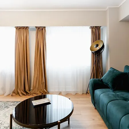 Beautiful And Cozy 2 Bedroom With Living Loft Apartment *