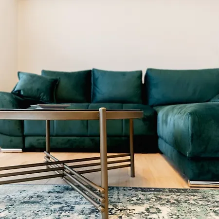 Beautiful And Cozy 2 Bedroom With Living Loft 클루지나포카