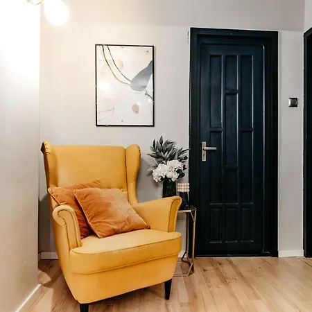 Beautiful And Cozy 2 Bedroom With Living Loft *