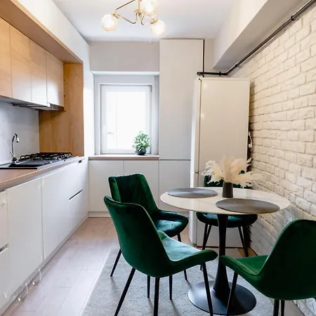 Beautiful And Cozy 2 Bedroom With Living Loft *