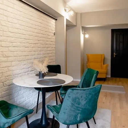 Beautiful And Cozy 2 Bedroom With Living Loft *