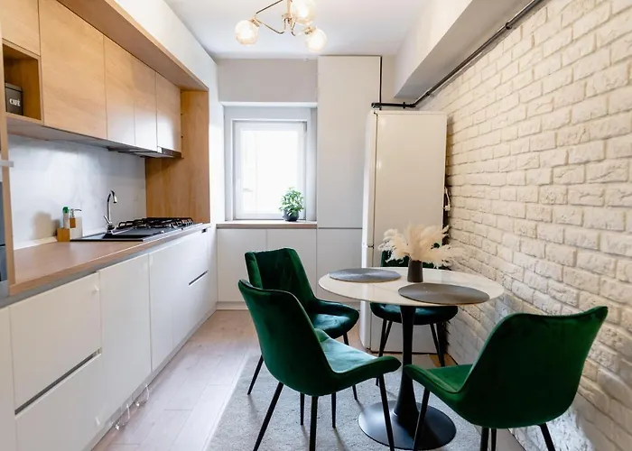 Beautiful And Cozy 2 Bedroom With Living Loft *